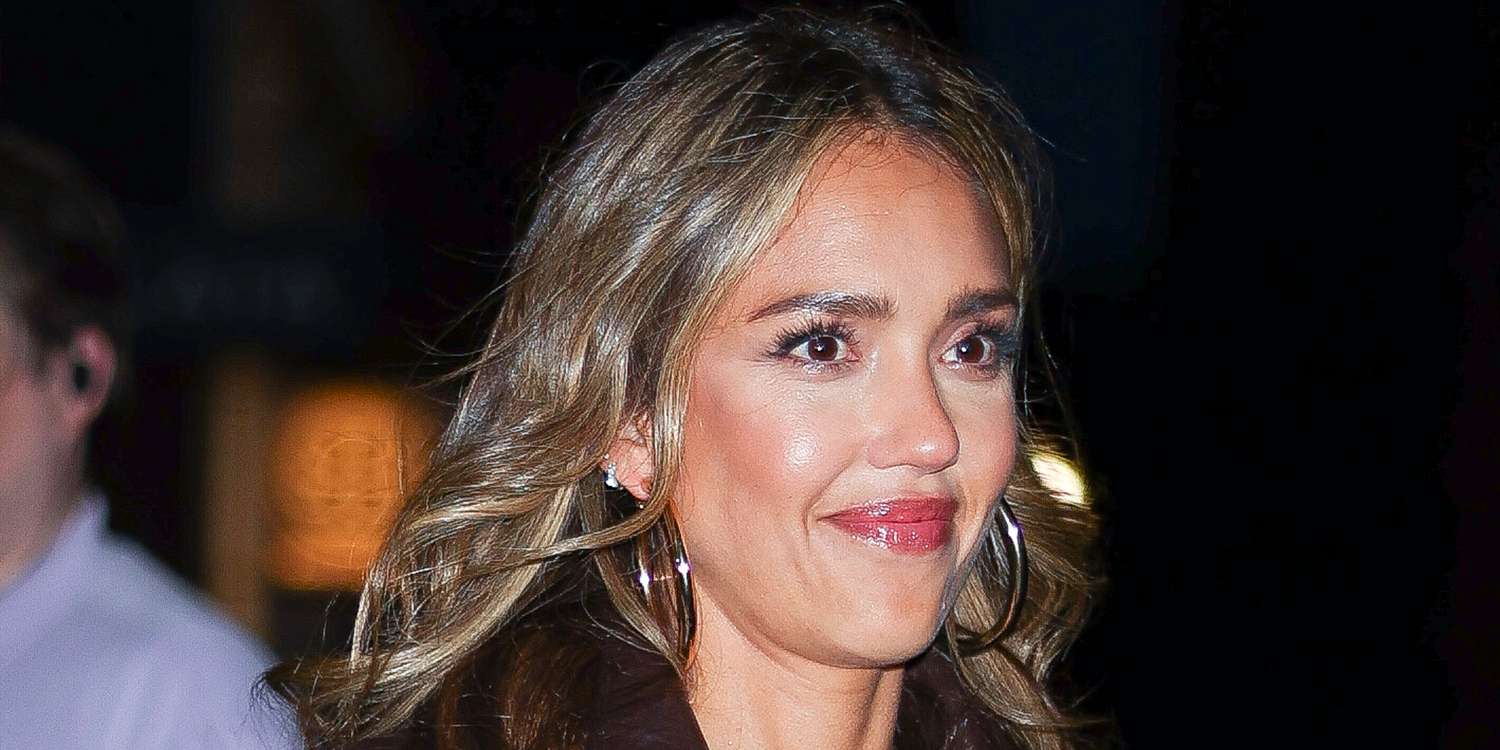 Jessica Alba's Heartfelt Throwback Photos for Daughters Day
