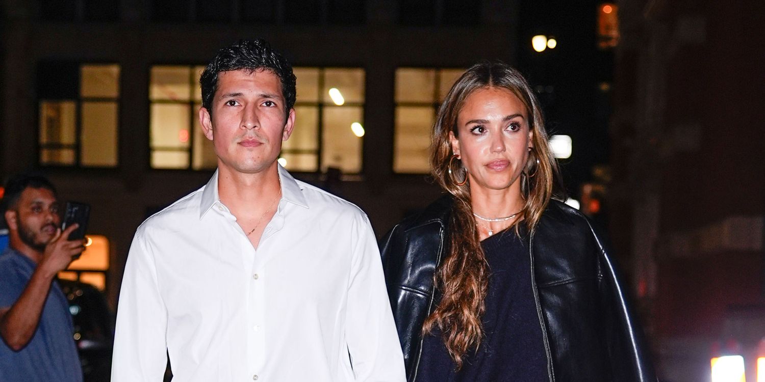 Jessica Alba Captivates in Lace Slip Dress During Romantic Mexico Getaway