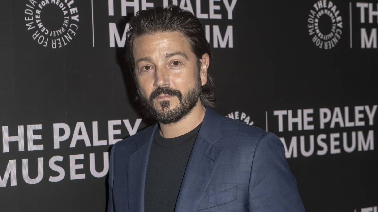 Kiss Of The Spider Woman: Jennifer Lopez & Diego Luna in a Unique Musical Drama