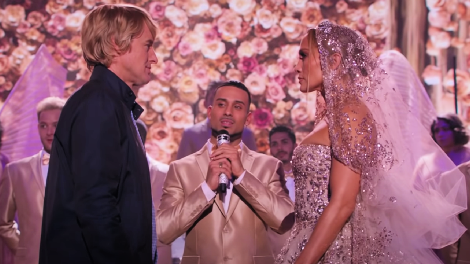 Accidental Newlyweds: Jennifer Lopez and Owen Wilson in Marry Me Trailer