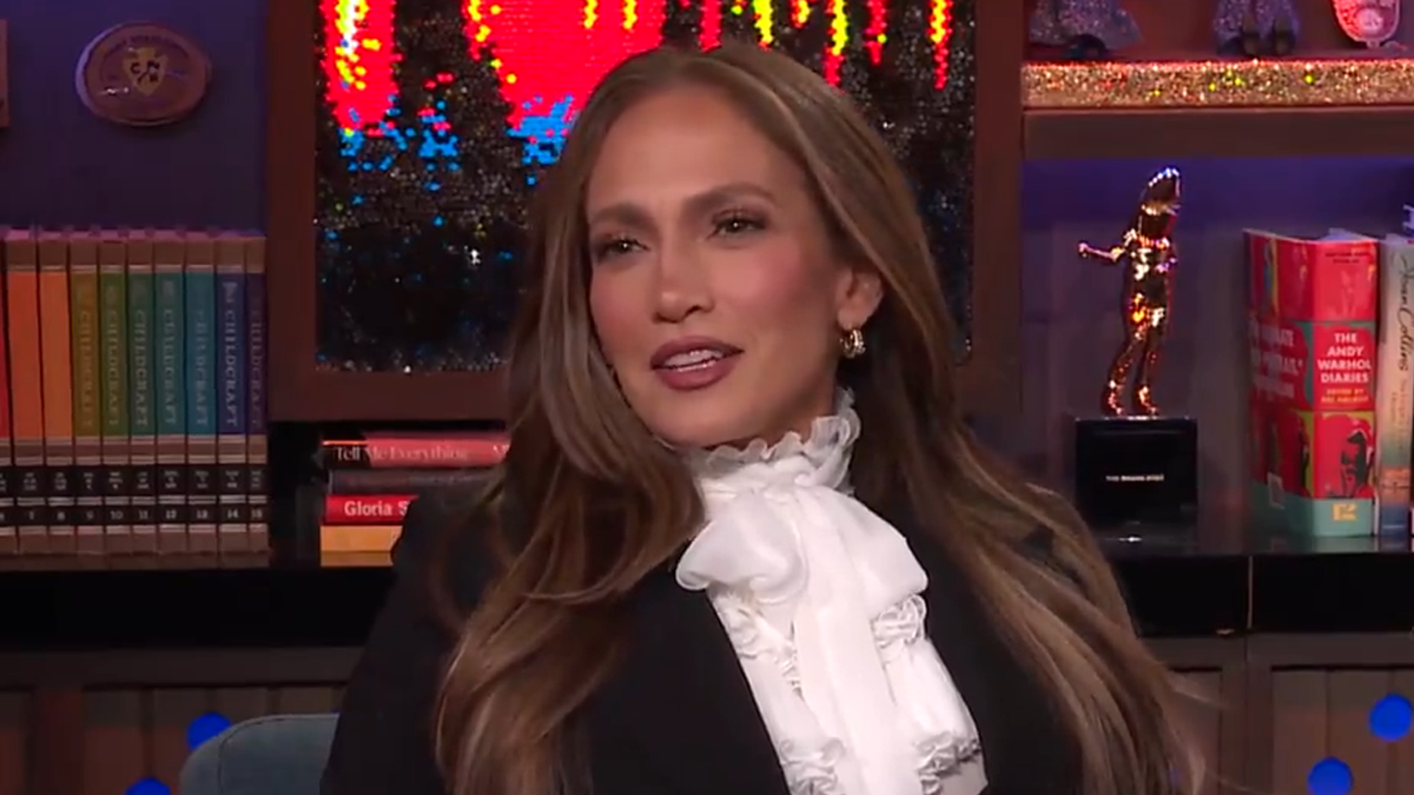 Jennifer Lopez Issues Bold Dating Rule: No DMs Allowed