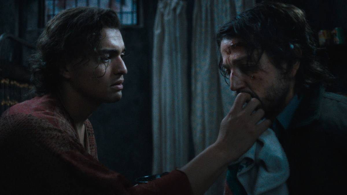 Diego Luna and JLo Shine in Teaser for 'Kiss of the Spider Woman'