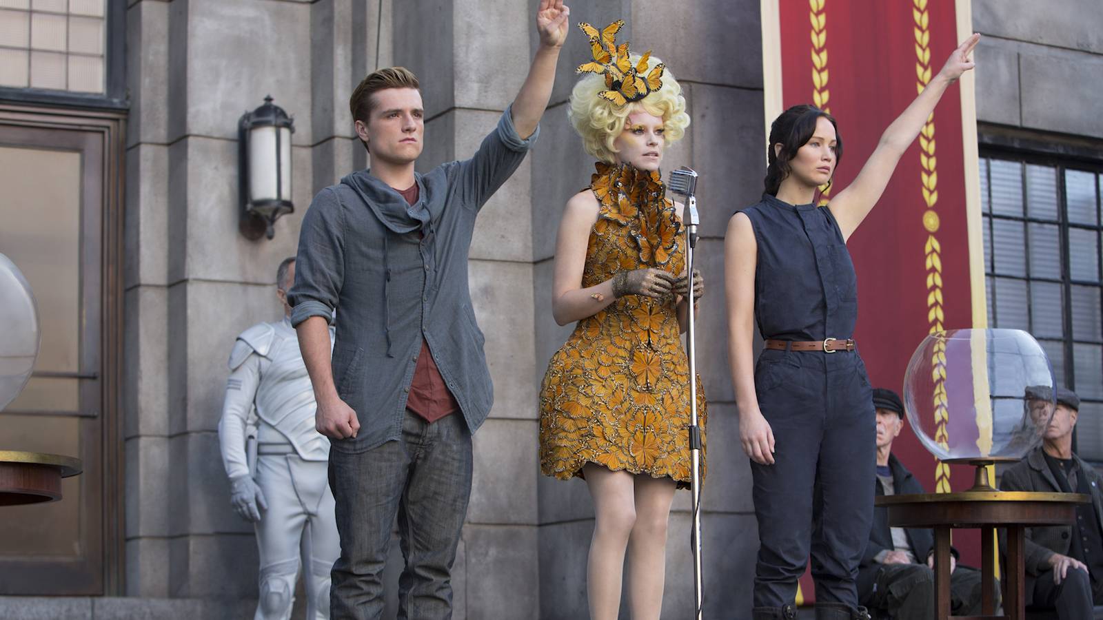 Jennifer Lawrence Sparks Hunger Games Buzz with Huge Tease