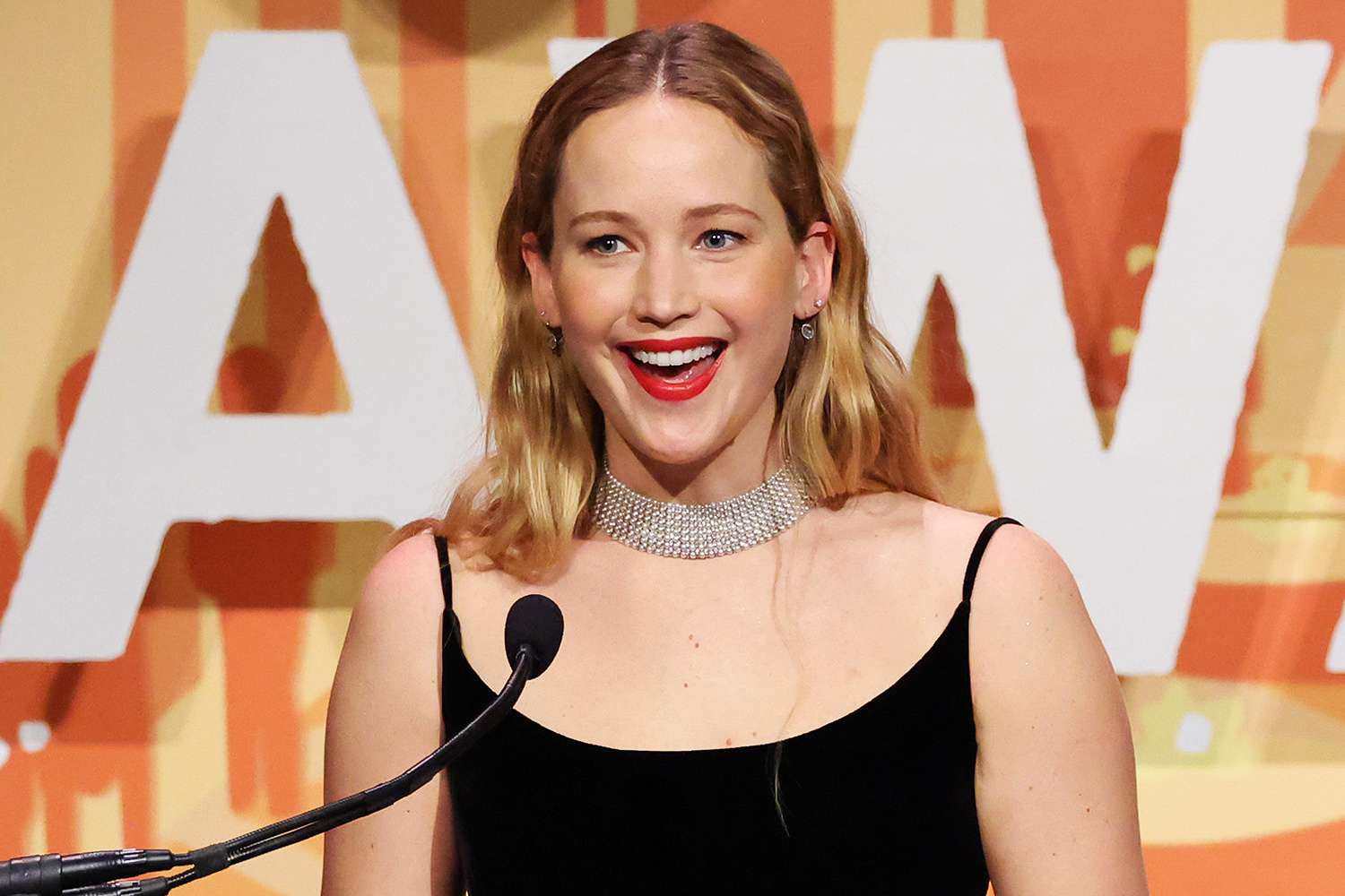 Jennifer Lawrence Sparks A Viral Fashion Firestorm With A Controversial Red Carpet Choice