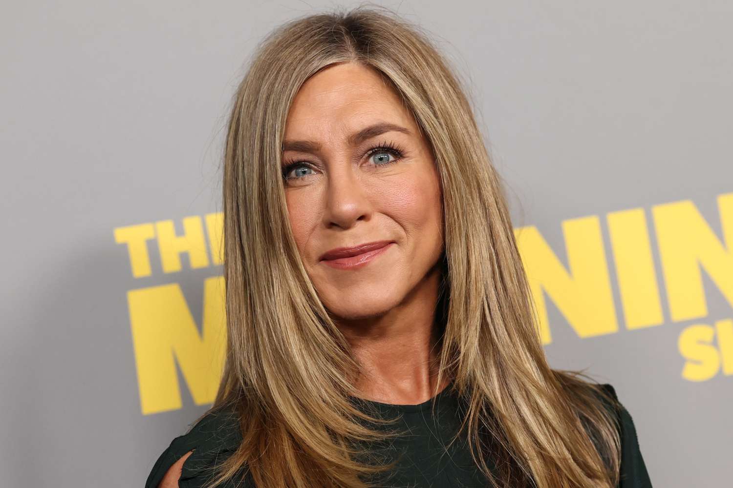 Jennifer Aniston Says Goodbye to Skinny Jeans—And Taylor Swift Follows