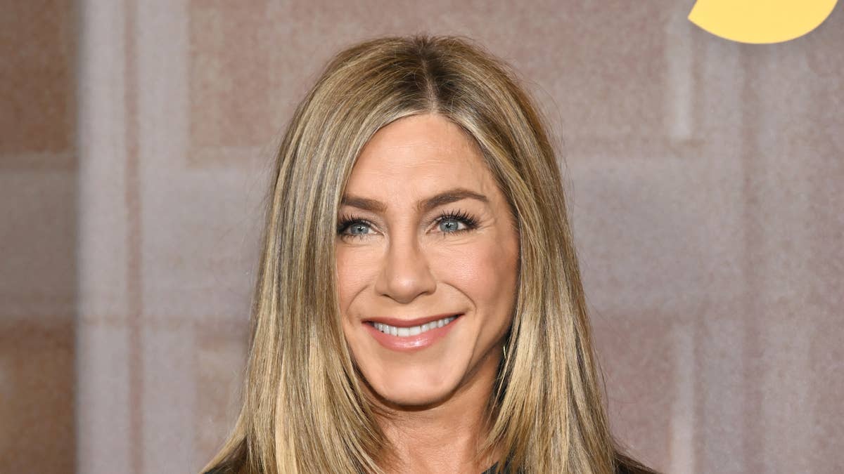 Jennifer Aniston Shares Cute Summer Moments with Mystery Boyfriend
