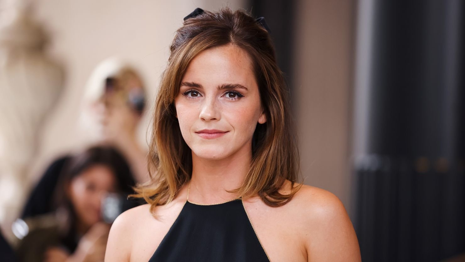 Daniel Radcliffe and Emma Watson Discuss Teen Dating and 'Normal' Lives in a Viral Throwback