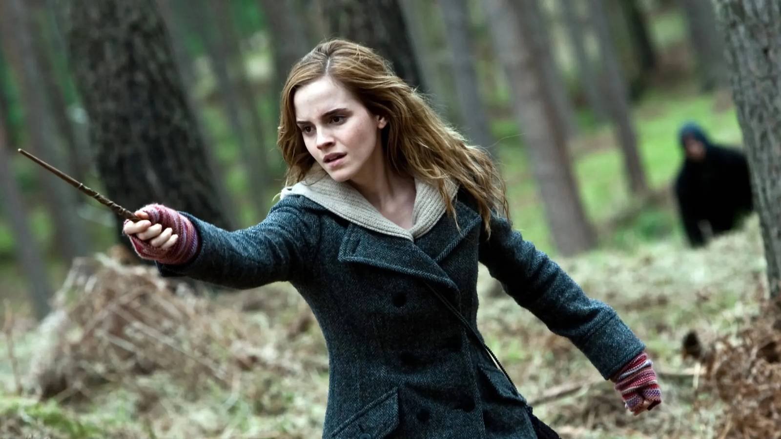 Emma Watson Gets Candid About Her Relationship with J.K. Rowling: 'I Don’t Believe One Negates the Other'