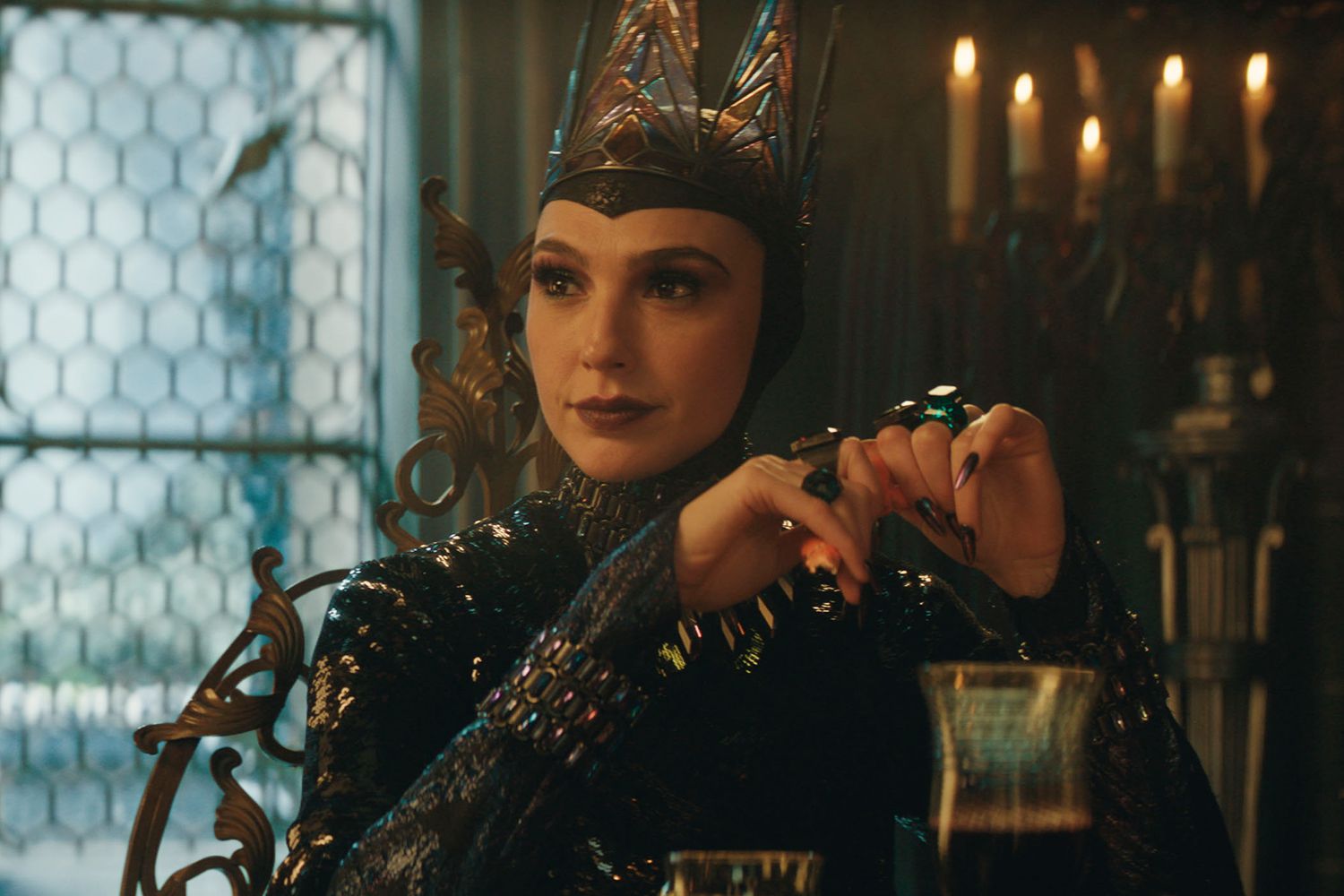 Hidden Snow White Scene: Gal Gadot's Evil Queen Lines Are Here