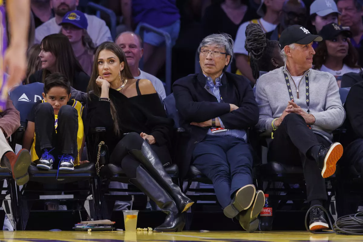 Lakers Minority Shareholders' Perspective on Potential Team Sale Revealed