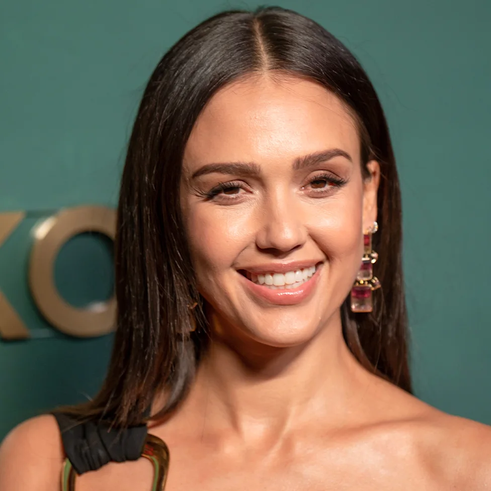 Fans Alarmed by Jessica Alba's Stunning New Instagram Photo