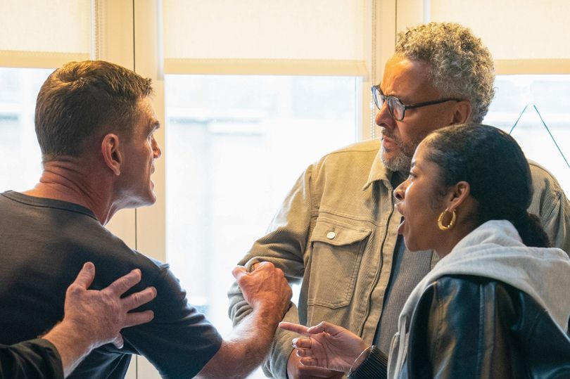 EastEnders lines up sad secret about Darnell ahead of dramatic first scenes