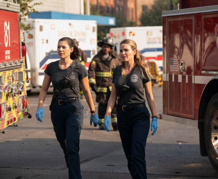 Captain Matt Casey makes the heartbreaking choice to leave Chicago and move to Oregon to protect the family of his fallen best friend