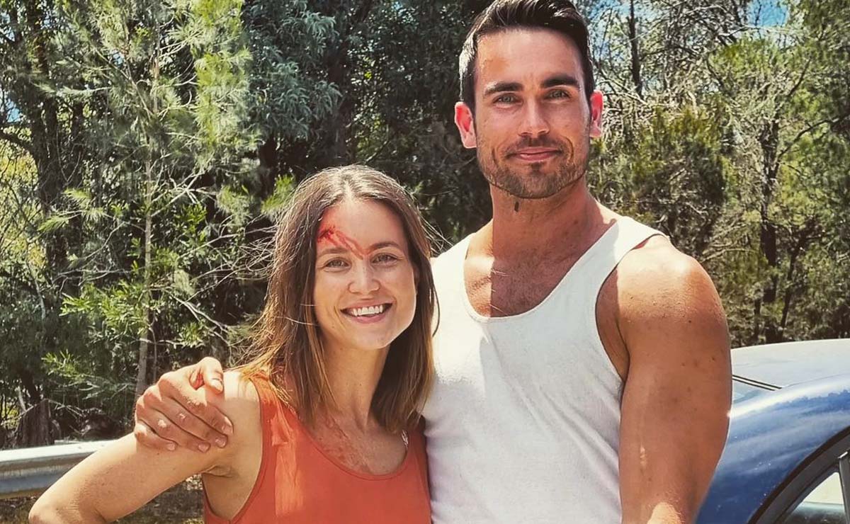 Unbelievable: It turns out they are cousins ​​in real life.
